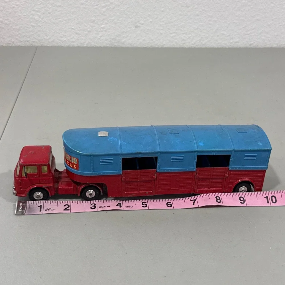 Vintage Corgi‎ Major Toys Chipperfields Circus Articulated Horse Box Bedford Red